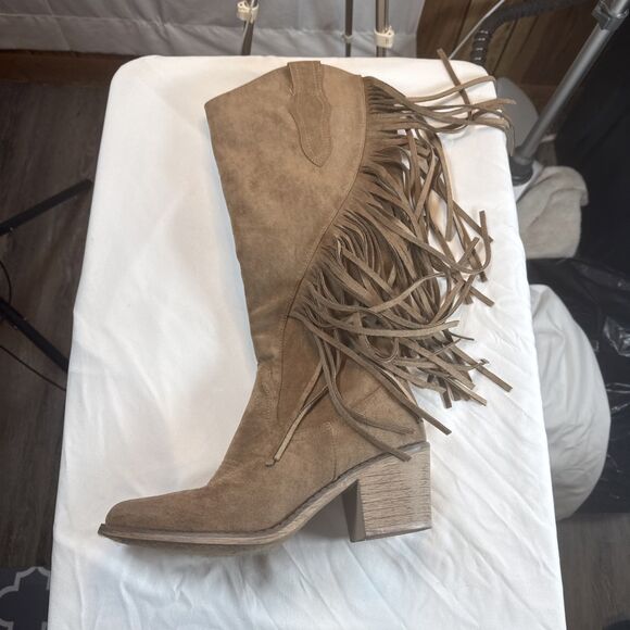 Pierre Dumas Light Brown Knee High Boots With Fringe Size 7 1/2 Medium Preowned - Picture 10 of 16